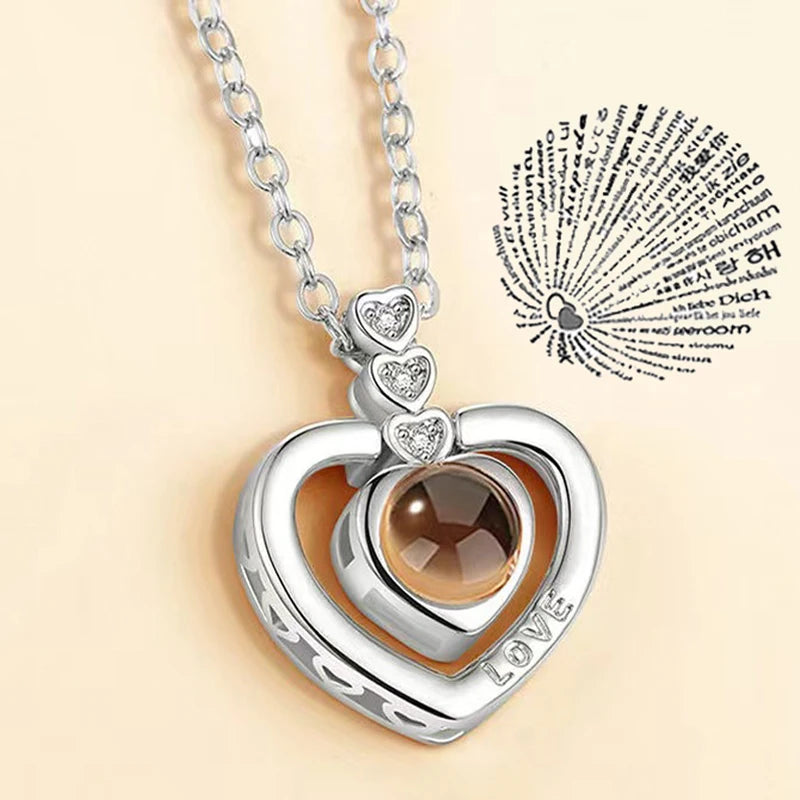 Projection Necklace 100 Languages I Love You Pendant Necklaces for Lover Girlfriend 2022 Creative Couple Romantic Jewelry Gifts