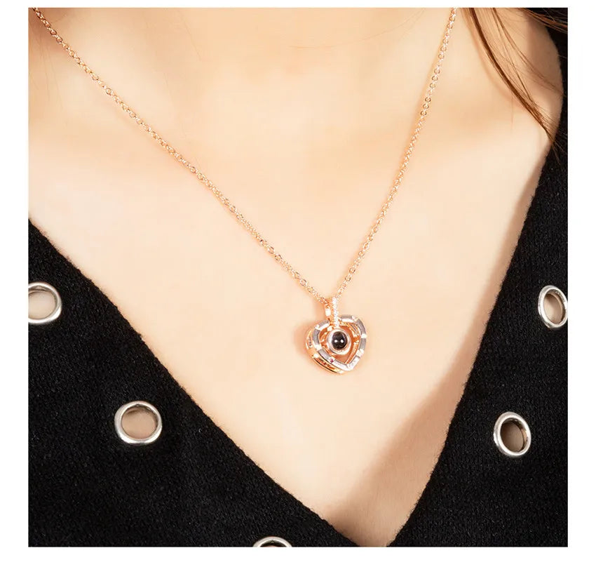 Projection Necklace 100 Languages I Love You Pendant Necklaces for Lover Girlfriend 2022 Creative Couple Romantic Jewelry Gifts